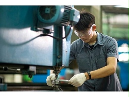 什么是河北五金沖壓件加工廠？模具鉗工的8大操作注意事項(xiàng)
