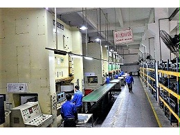 光明五金沖壓件加工廠，沖壓拉伸工藝的4個(gè)注意事項(xiàng)